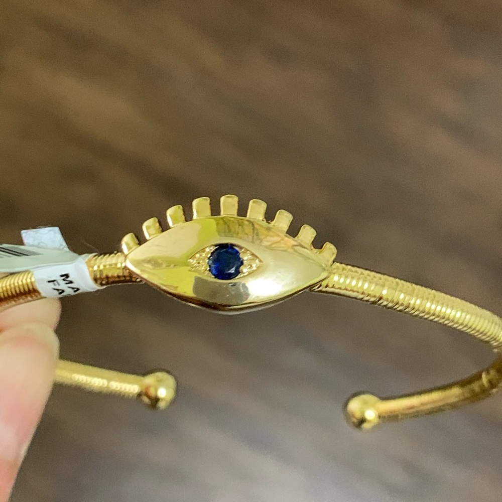 Anthropologie bracelet - Picture 9 of 10